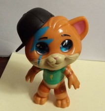 44 gatti personaggi: 7